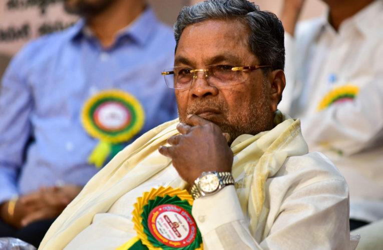 Former CM Siddaramaiah  COVID-19 test positive