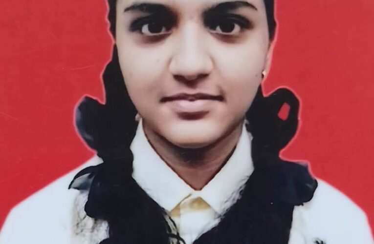 Hafsa Rehaman secured 97.44% in SSLC