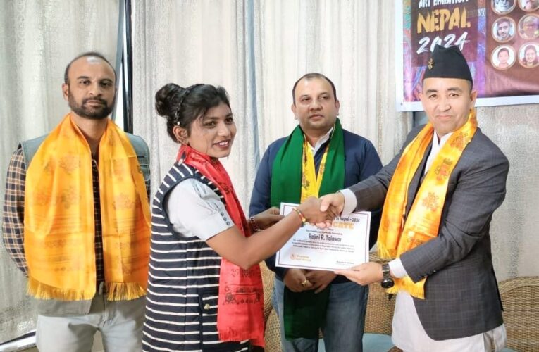Rajani bags International Award at Nepal